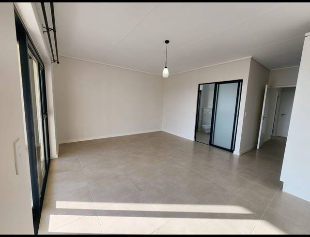 2 BEDROOM APARTMENT TO LET IN RICHWOOD